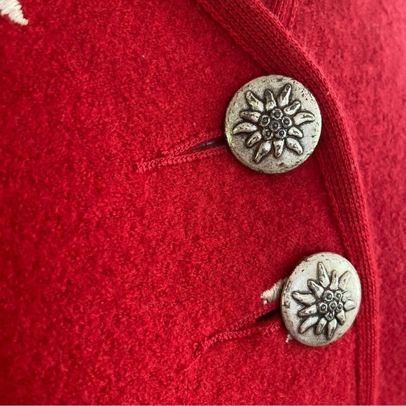 Geiger Collection Red With Daisies Boiled Wool Jacket Cardigan Women 10 (34 AUS) - Picture 8 of 10
